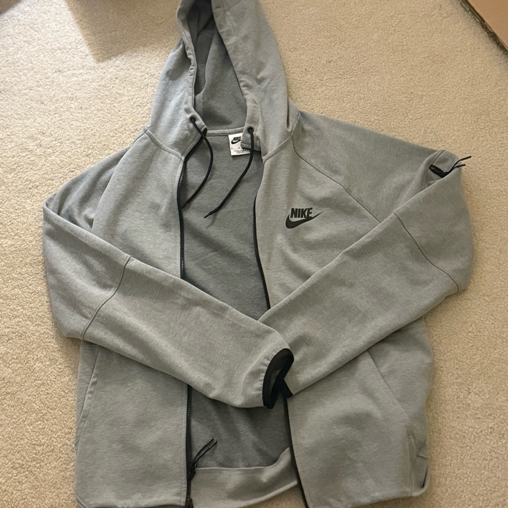Nike Gray Lightweight Shirt Jacket with Hood